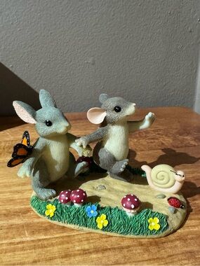 Fitz and Floyd, Charming Tails “Headin’ Down…Friendship Trail” 98/218